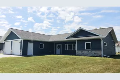 1005 8th Avenue NE, Perham, MN 56573 - Photo 1