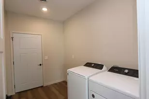 1005 8th Ave NE, Perham, MN 56573 - Photo 15