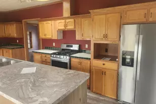 288 W 18th St, Cochrane, WI 54622 - Photo 5