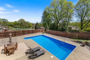 221 Burncrest Ct, Burnsville, MN 55337 - Photo 29