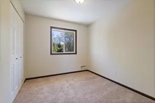 221 Burncrest Ct, Burnsville, MN 55337 - Photo 19