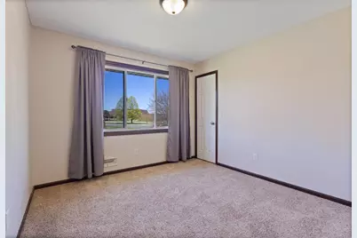 221 Burncrest Court, Burnsville, MN 55337 - Photo 17