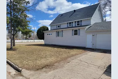 933 Labree Avenue N, Thief River Falls, MN 56701 - Photo 23