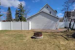 933 Labree Ave N, Thief River Falls, MN 56701 - Photo 21