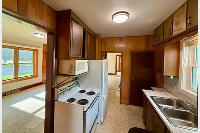 407 E Fairview Avenue, Olivia, MN 56277 - Photo 11