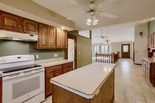 39 Jefferson Ct, Hastings, MN 55033 - Photo 5