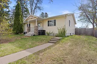 712 8th St NE, Little Falls, MN 56345 - Photo 1