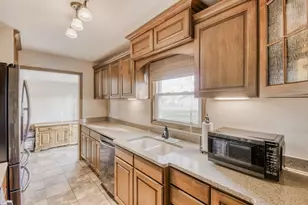 2108 Lacrosse Ave, Saint Paul, MN 55119 - Photo 7
