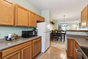 1451 Magnolia Ave E, Saint Paul, MN 55106 - Photo 11