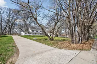 8225 Niagara Ln N, Maple Grove, MN 55311 - Photo 21