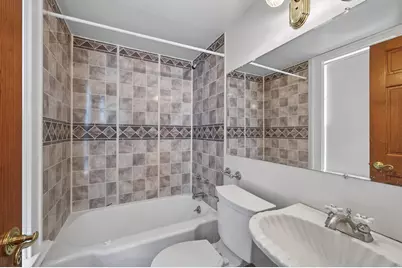 702 4th Street E, Saint Paul, MN 55106 - Photo 5