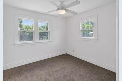702 4th Street E, Saint Paul, MN 55106 - Photo 11