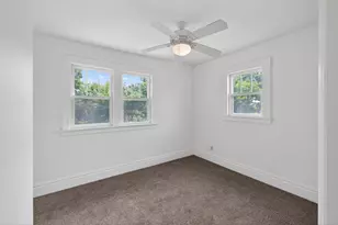 702 4th St E, Saint Paul, MN 55106 - Photo 11