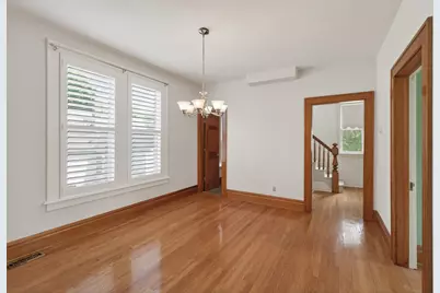 702 4th Street E, Saint Paul, MN 55106 - Photo 3