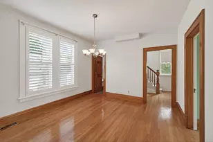 702 4th St E, Saint Paul, MN 55106 - Photo 3