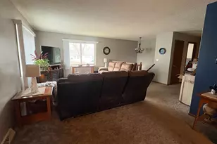 722 4th St S, Wahpeton,  58075 - Photo 5