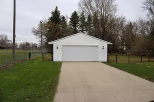 1016 Ella Ave NW, Willmar, MN 56201 - Photo 41