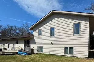 325 S Ash St, Crookston, MN 56716 - Photo 11