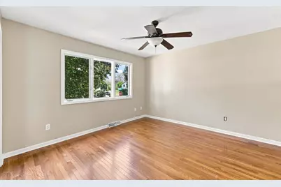 1198 Harrison Street S, Shakopee, MN 55379 - Photo 13