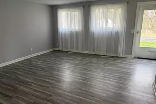 6407 15th St N, Oakdale, MN 55128 - Photo 3