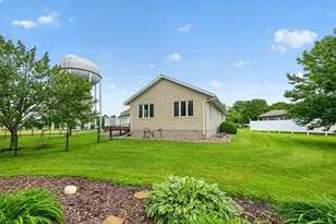 100 Capelle St, Spring Valley, MN 55975 - Photo 15