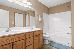 1005 Sibley St, Hastings, MN 55033 - Photo 23