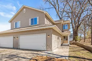 1005 Sibley St, Hastings, MN 55033 - Photo 1