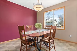 1005 Sibley St, Hastings, MN 55033 - Photo 3