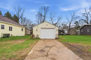 333 Minnesota St, Paynesville, MN 56362 - Photo 3