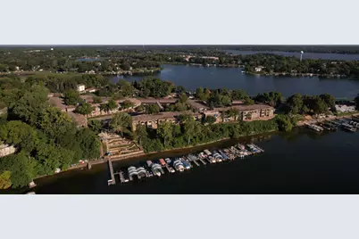 4407 Wilshire Boulevard #304, Mound, MN 55364 - Photo 3