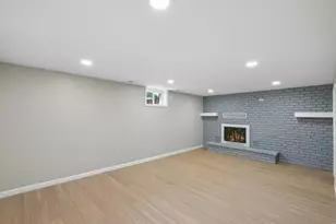 820 7th Ave E, Shakopee, MN 55379 - Photo 17