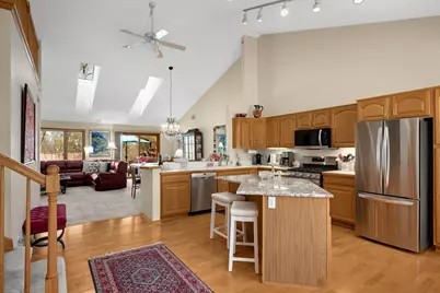 1104 Trenton Circle N, Plymouth, MN 55441 - Photo 5