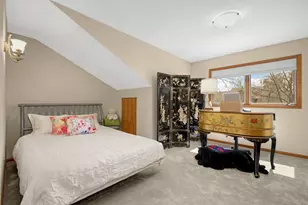 1104 Trenton Cir N, Plymouth, MN 55441 - Photo 25