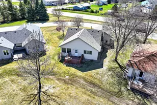 1288 Westbrook Cir, Alexandria, MN 56308 - Photo 3