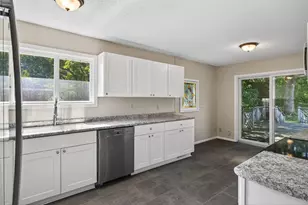 13213 Ferris Ave, Apple Valley, MN 55124 - Photo 19