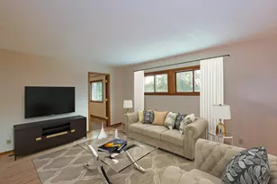5986 Pheasant Dr, Shoreview, MN 55126 - Photo 5
