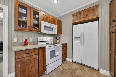 601 N High Street, Lake City, MN 55041 - Photo 17