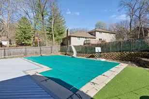 1212 Balsam Trail E, Eagan, MN 55123 - Photo 39