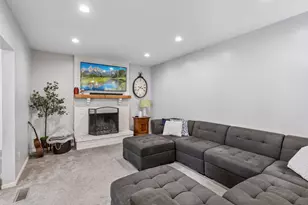 1212 Balsam Trail E, Eagan, MN 55123 - Photo 9