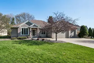 3555 Woodland Trail, Eagan, MN 55123 - Photo 3