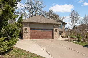 2916 Frank St, Maplewood, MN 55109 - Photo 1