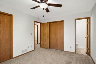 2916 Frank St, Maplewood, MN 55109 - Photo 11