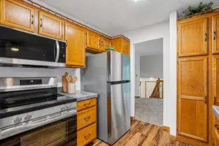 7877 18th St N, Oakdale, MN 55128 - Photo 21