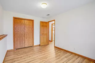 7877 18th St N, Oakdale, MN 55128 - Photo 37