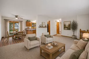 7877 18th St N, Oakdale, MN 55128 - Photo 9