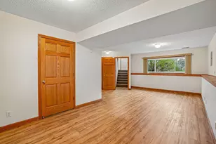 7877 18th St N, Oakdale, MN 55128 - Photo 29
