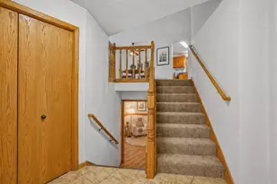 7877 18th St N, Oakdale, MN 55128 - Photo 5