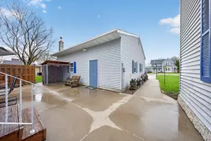 240 Main St W, Elgin, MN 55932 - Photo 17