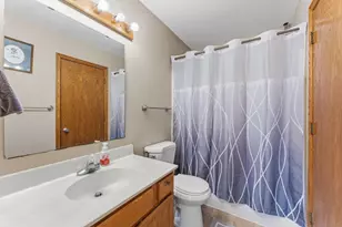 496 Braeburn Dr, Shakopee, MN 55379 - Photo 17