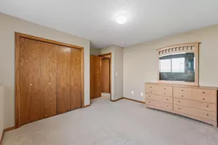 496 Braeburn Dr, Shakopee, MN 55379 - Photo 25
